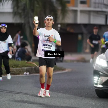 Runner Photo 7816241