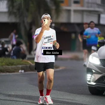 Runner Photo 7816271