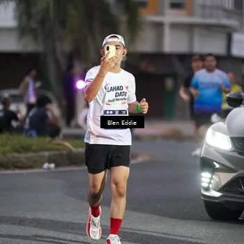 Runner Photo 7816278