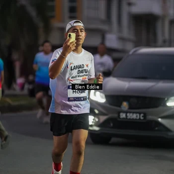 Runner Photo 7816300