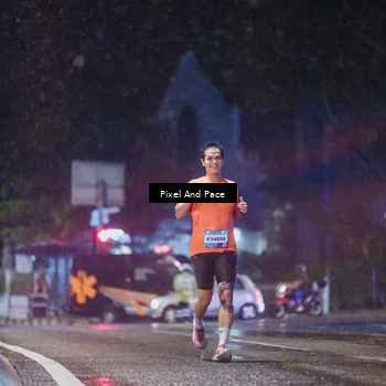 Runner Photo 7816376