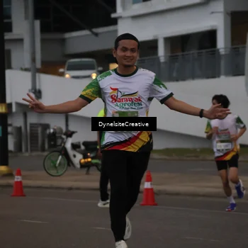 Runner Photo 7816403