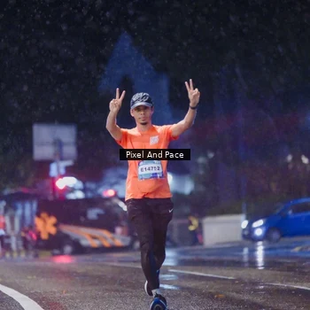 Runner Photo 7816457