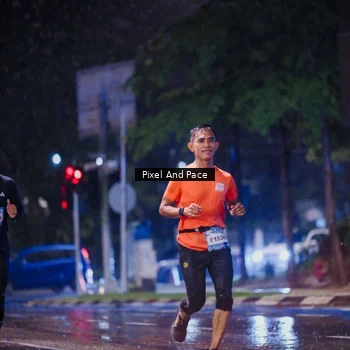 Runner Photo 7816475
