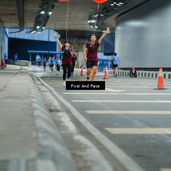Runner Photo 7816525