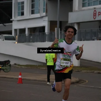 Runner Photo 7816618
