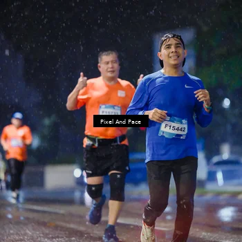 Runner Photo 7816663