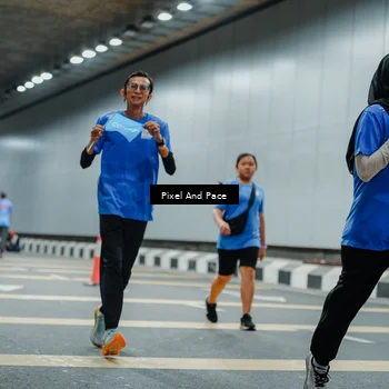 Runner Photo 7816768