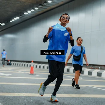 Runner Photo 7816777