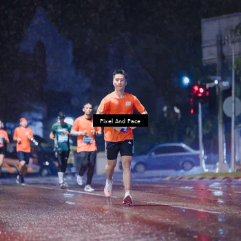 Runner Photo 7816800