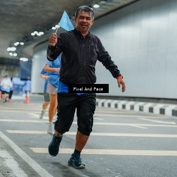 Runner Photo 7816808