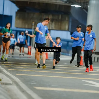 Runner Photo 7816841