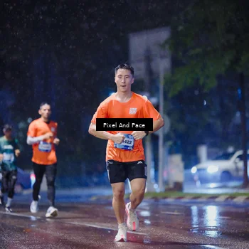 Runner Photo 7816846