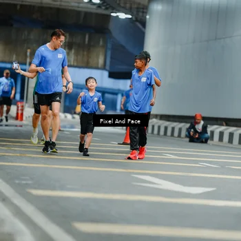 Runner Photo 7816848