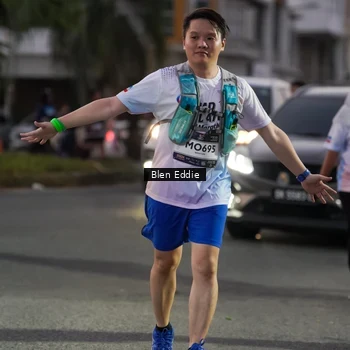 Runner Photo 7816864