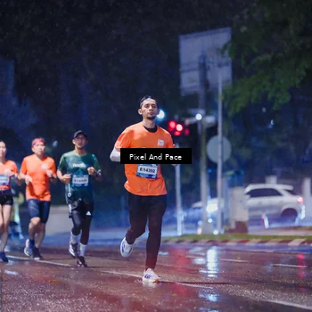 Runner Photo 7816876