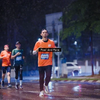 Runner Photo 7816887