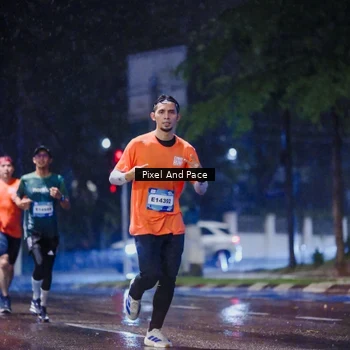Runner Photo 7816905