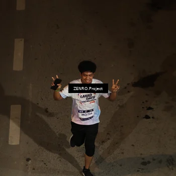 Runner Photo 7816921