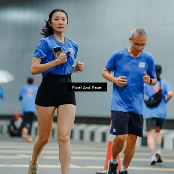Runner Photo 7816944