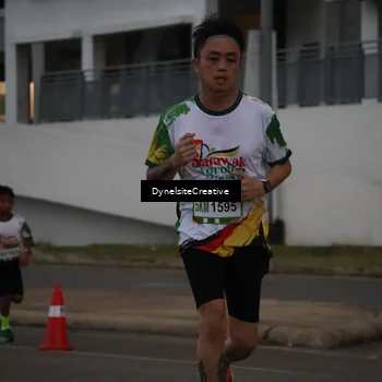 Runner Photo 7816984