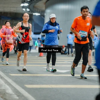 Runner Photo 7816988