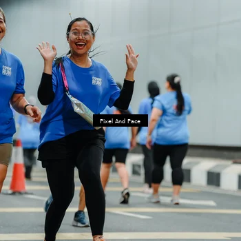 Runner Photo 7817004
