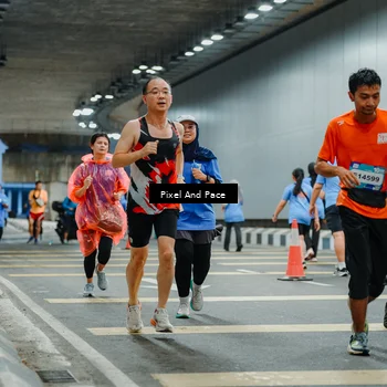Runner Photo 7817015