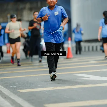 Runner Photo 7817036