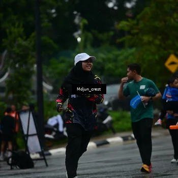 Runner Photo 7817060