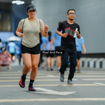 Runner Photo 7817083