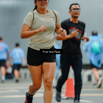 Runner Photo 7817095