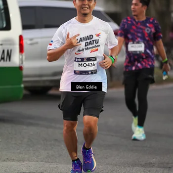 Runner Photo 7817103