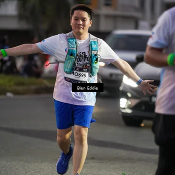 Runner Photo 7817111