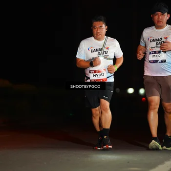Runner Photo 7817131