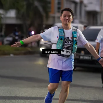 Runner Photo 7817152