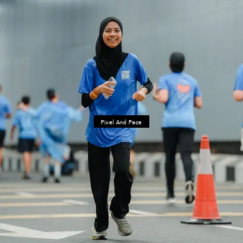 Runner Photo 7817153