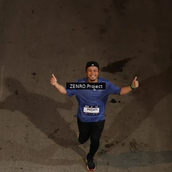 Runner Photo 7817171