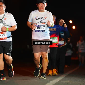 Runner Photo 7817176