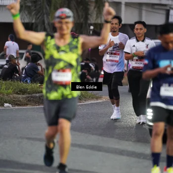 Runner Photo 7817189
