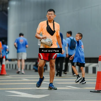 Runner Photo 7817197