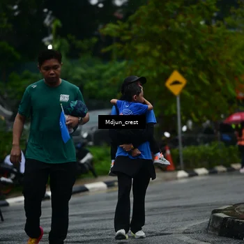 Runner Photo 7817206
