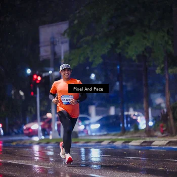 Runner Photo 7817228