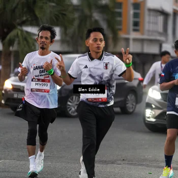 Runner Photo 7817275