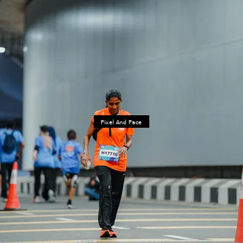 Runner Photo 7817286