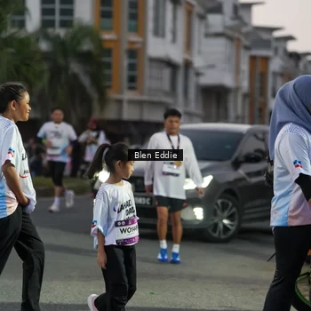 Runner Photo 7817304