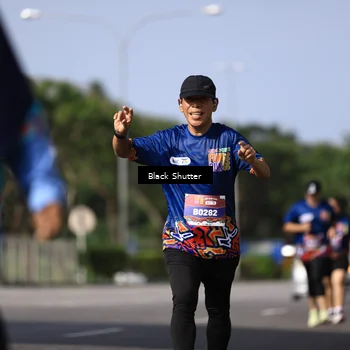Runner Photo 7817309