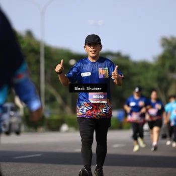 Runner Photo 7817357