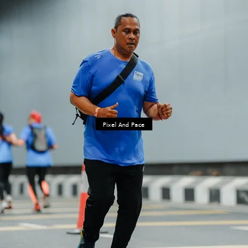 Runner Photo 7817377