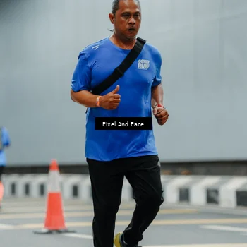 Runner Photo 7817378